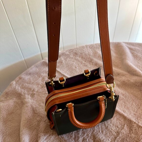 Coach Rogue 20 in Colorblock Style No. CK111 - Picture 3 of 14